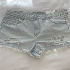 American Eagle Tomgirl Shortie